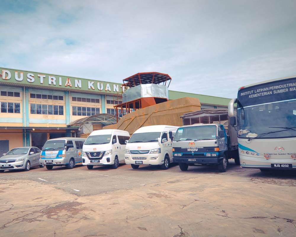 KEMUDAHAN PENGANGKUTAN